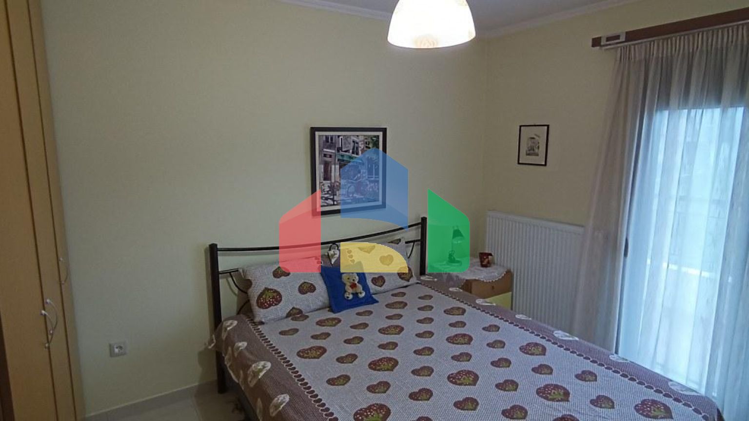 Продаж - Котедж 256 m² в Халкидіках