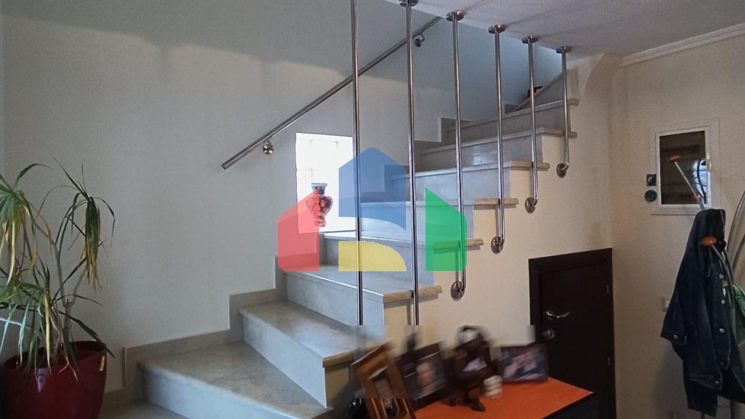 Продаж - Котедж 256 m² в Халкидіках