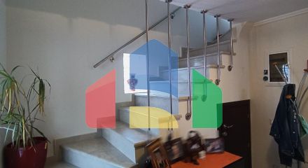 Продаж - Котедж 256 m² в Халкидіках