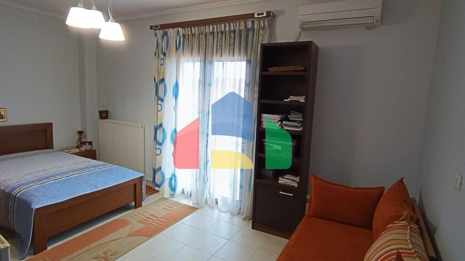 Продаж - Котедж 256 m² в Халкидіках