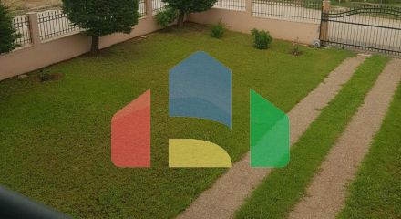 Продаж - Котедж 256 m² в Халкидіках