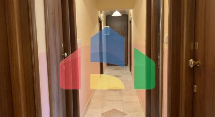 Продаж - Комерційна нерухомість 240 m² в Халкидіках