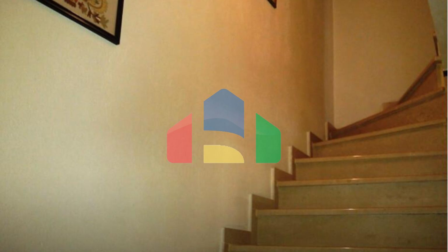 Продаж - Котедж 342 m² в Халкидіках