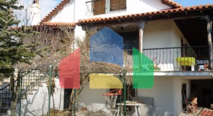 Продаж - Котедж 342 m² в Халкидіках