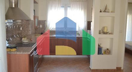 Продаж - Котедж 480 m² в Халкидіках