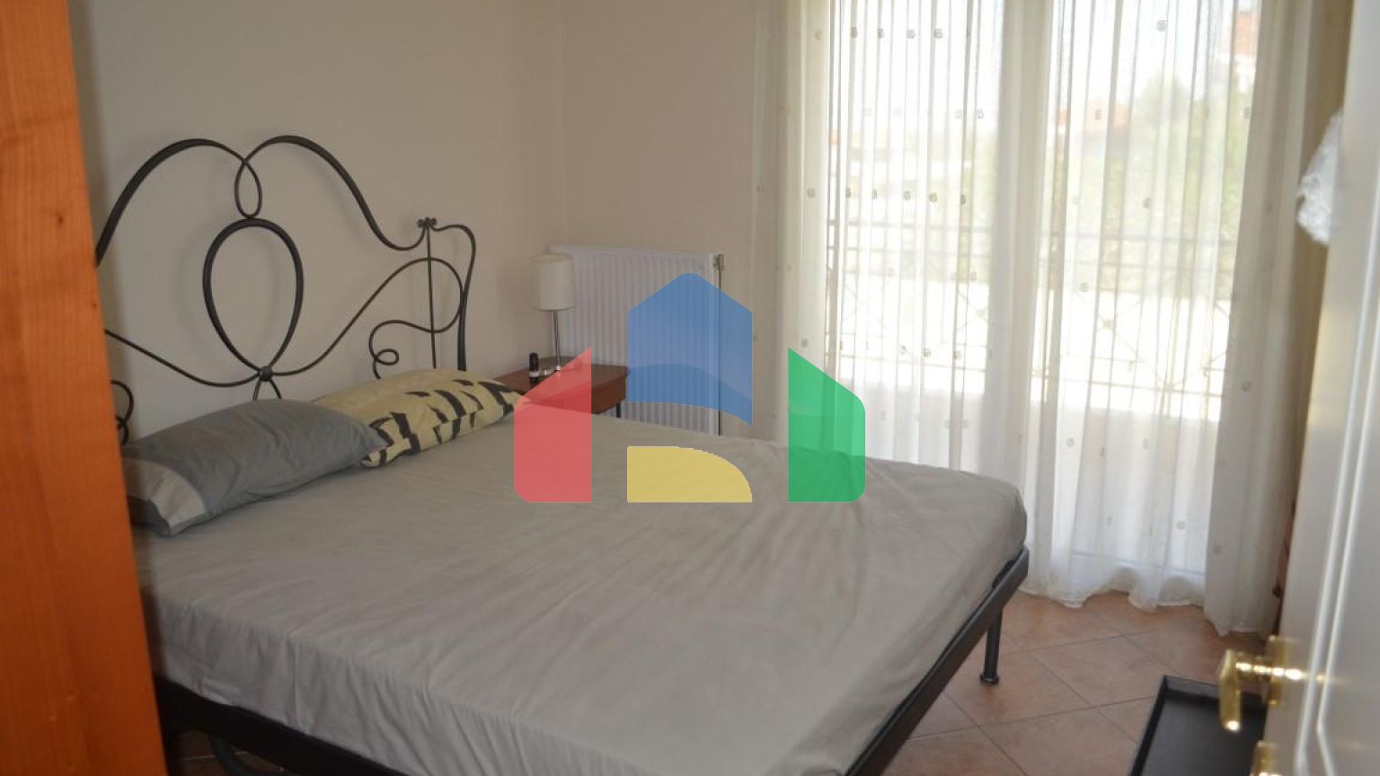 Продаж - Котедж 480 m² в Халкидіках