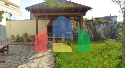 Продаж - Котедж 480 m² в Халкидіках