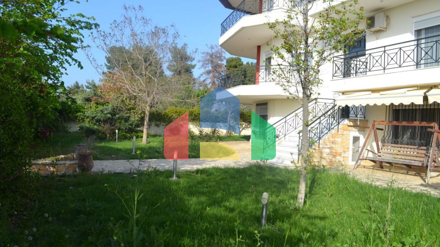 Продаж - Котедж 480 m² в Халкидіках