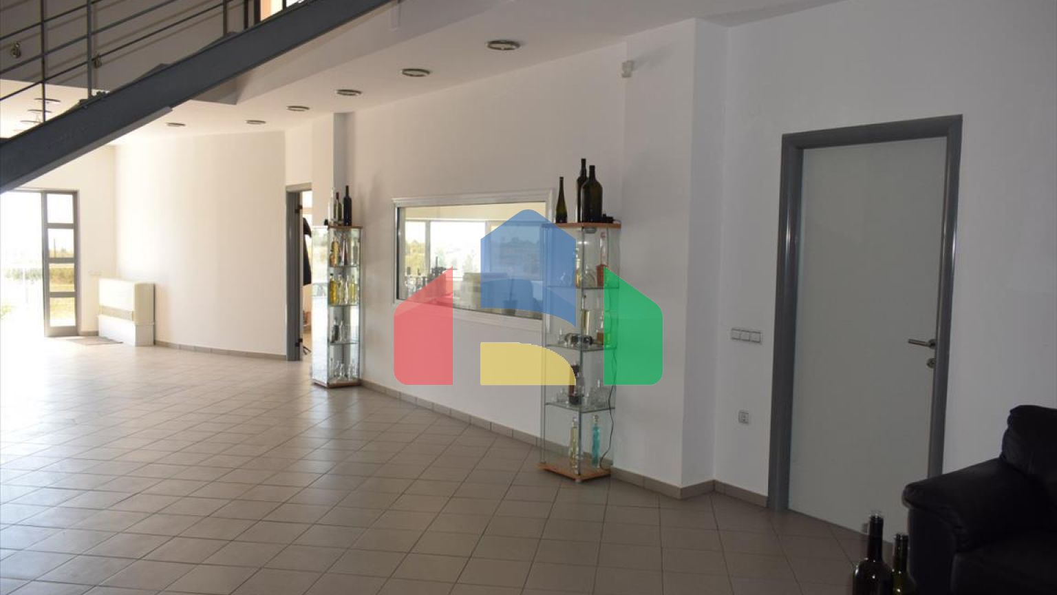 Продаж - Бізнес 800 m² в Халкидіках