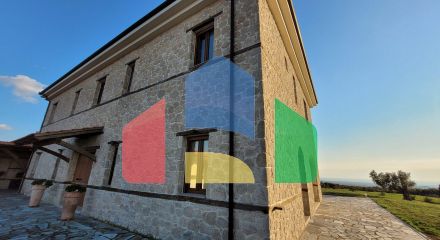 Продаж - Вілла 586 m² в Халкидіках