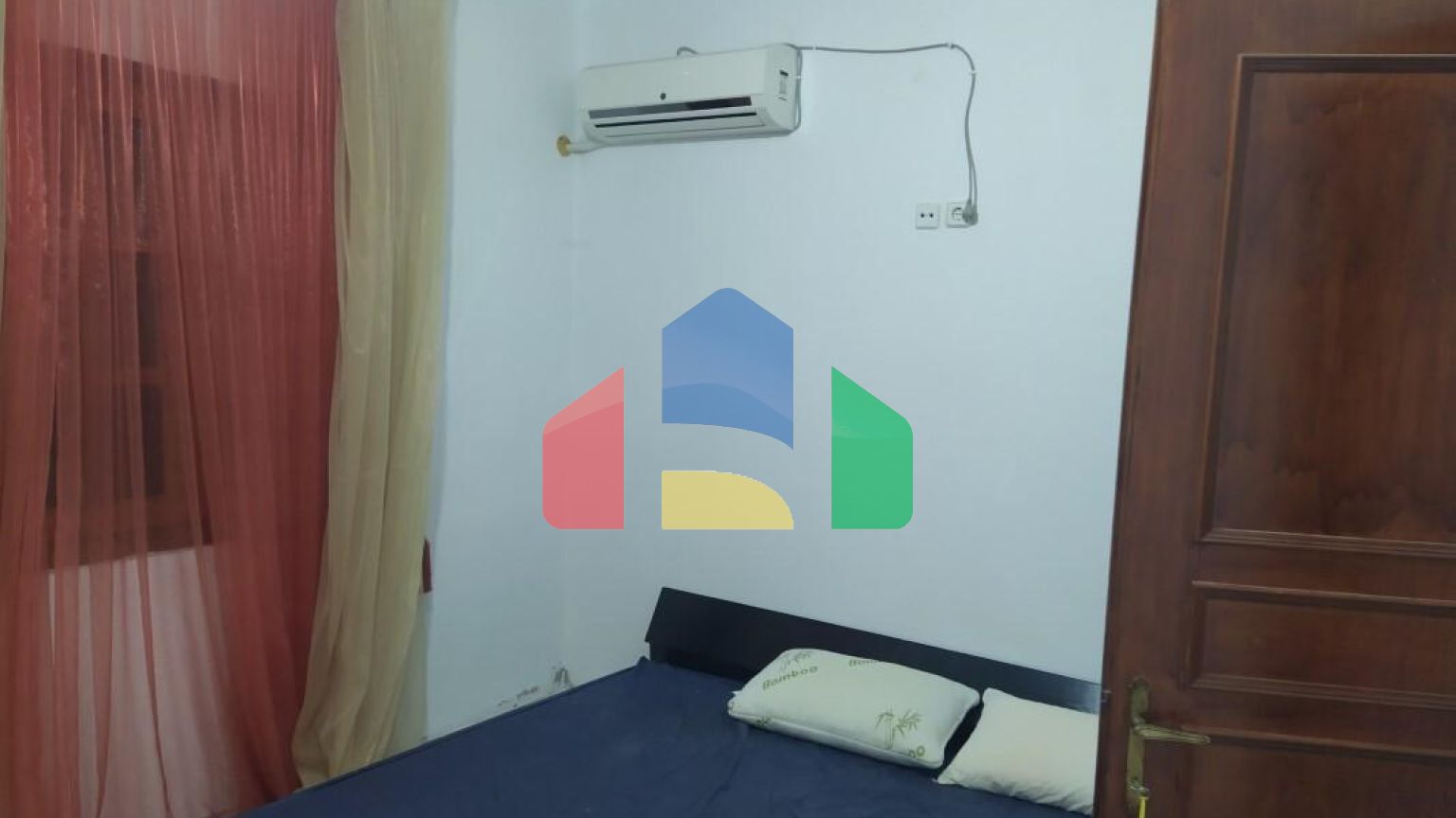 Продаж - Котедж 320 m² в Халкидіках