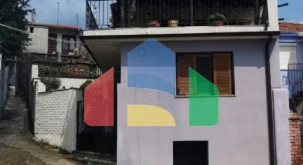 Продаж - Котедж 119 m² в Халкидіках