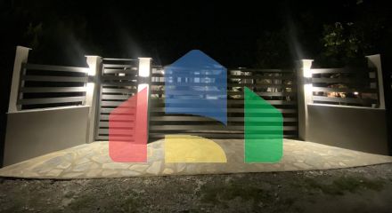 Продаж - Котедж 75 m² в Халкидіках