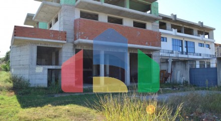 Продажа - Бизнес 1050 m² в Халкидиках