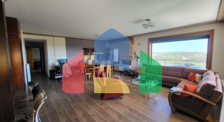 Продаж - Котедж 240 m² в Халкидіках