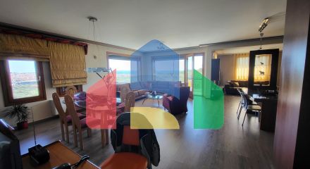 Продаж - Котедж 240 m² в Халкидіках