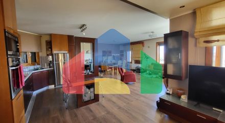 Продаж - Котедж 240 m² в Халкидіках