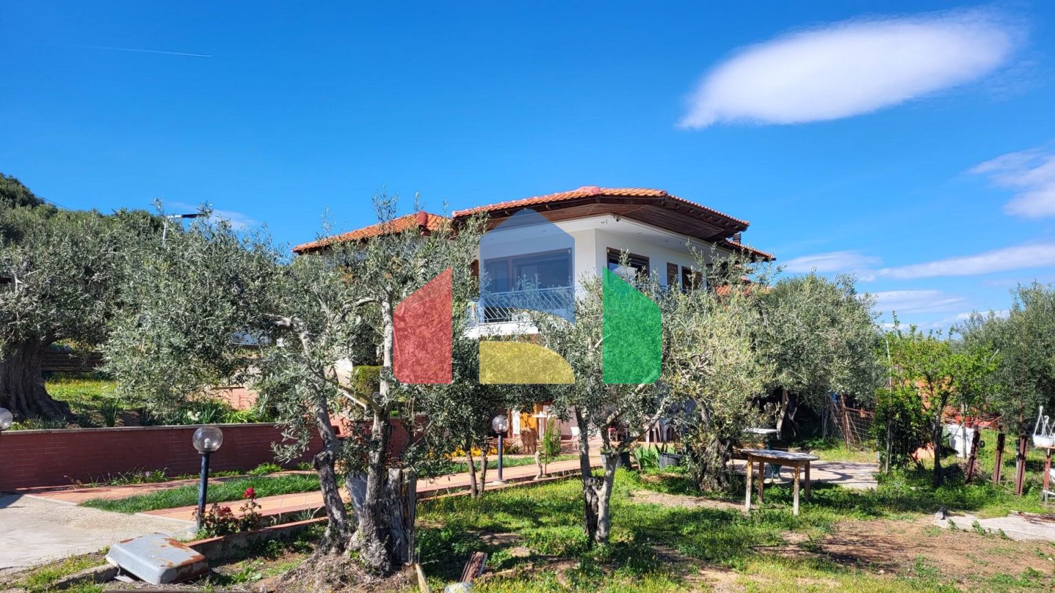 Продажа - Коттедж 240 m² в Халкидиках