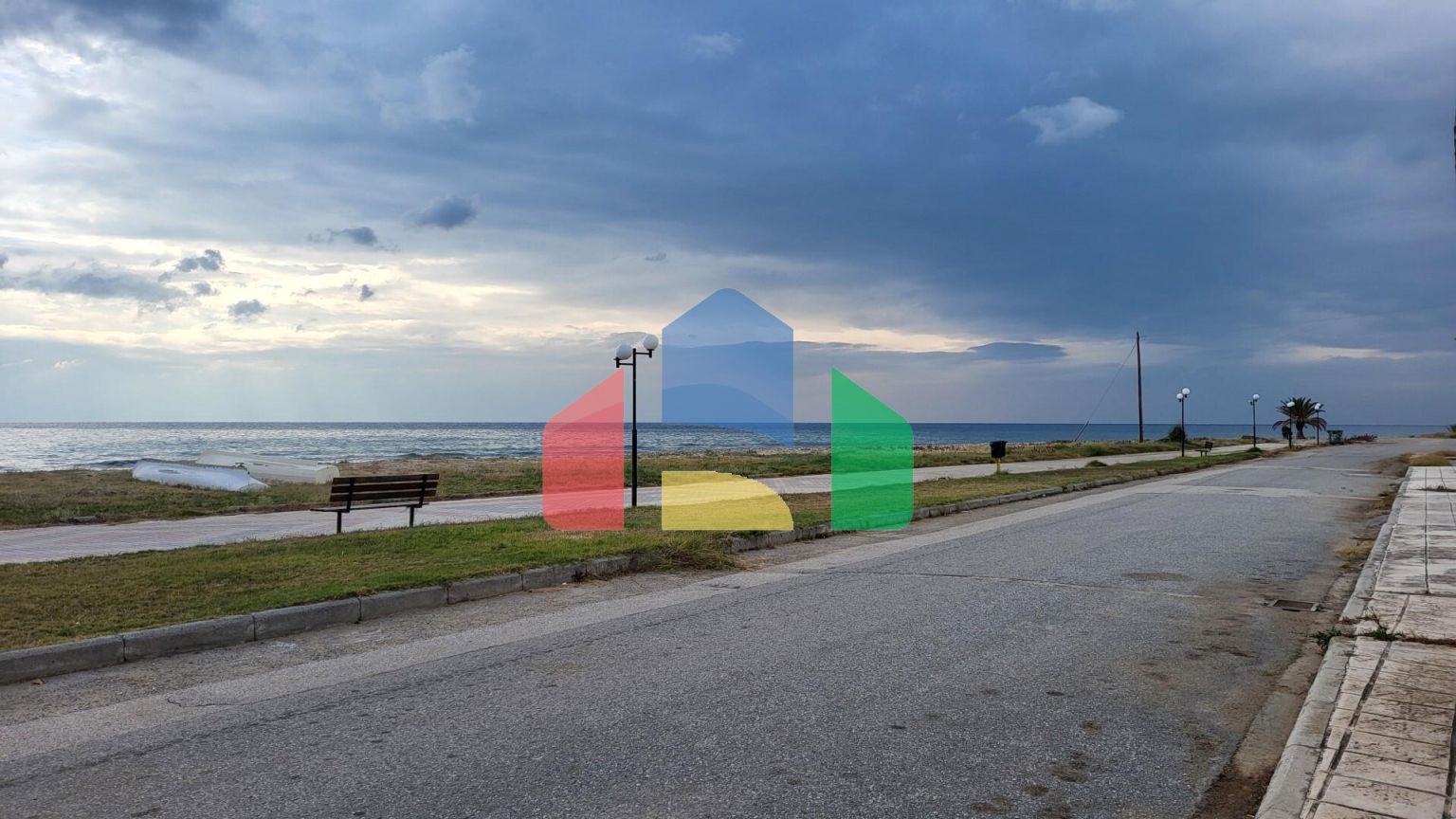 Продаж - Таунхаус 70 m² в Халкидіках