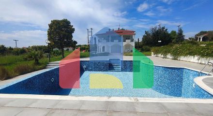 Продажа - Коттедж 196 m² в Халкидиках