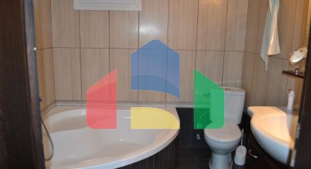 Продаж - Котедж 240 m² в Халкидіках