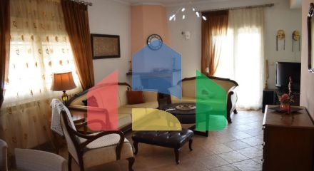 Продаж - Котедж 274 m² в Халкидіках