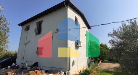 Продаж - Котедж 100 m² в Халкидіках