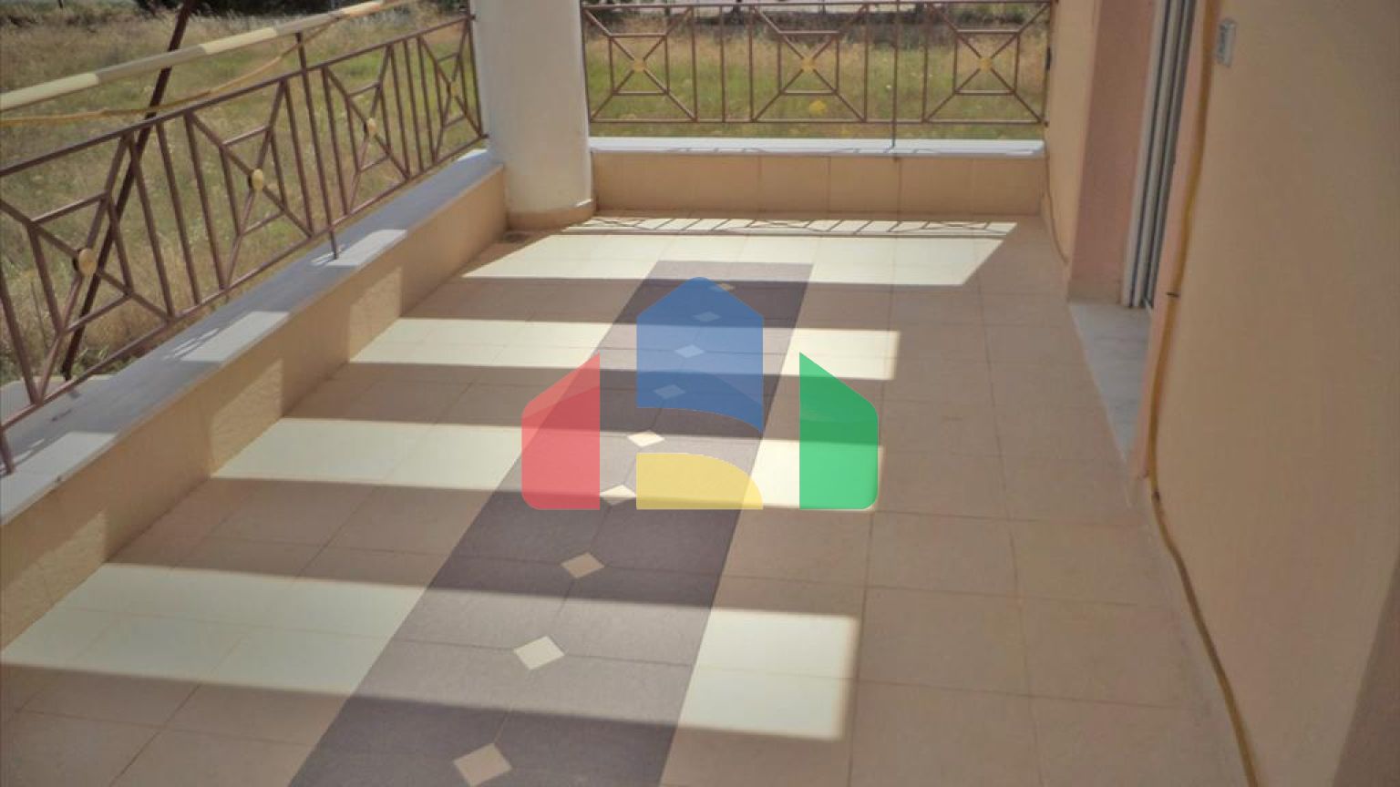 Продаж - Котедж 181 m² в Халкидіках