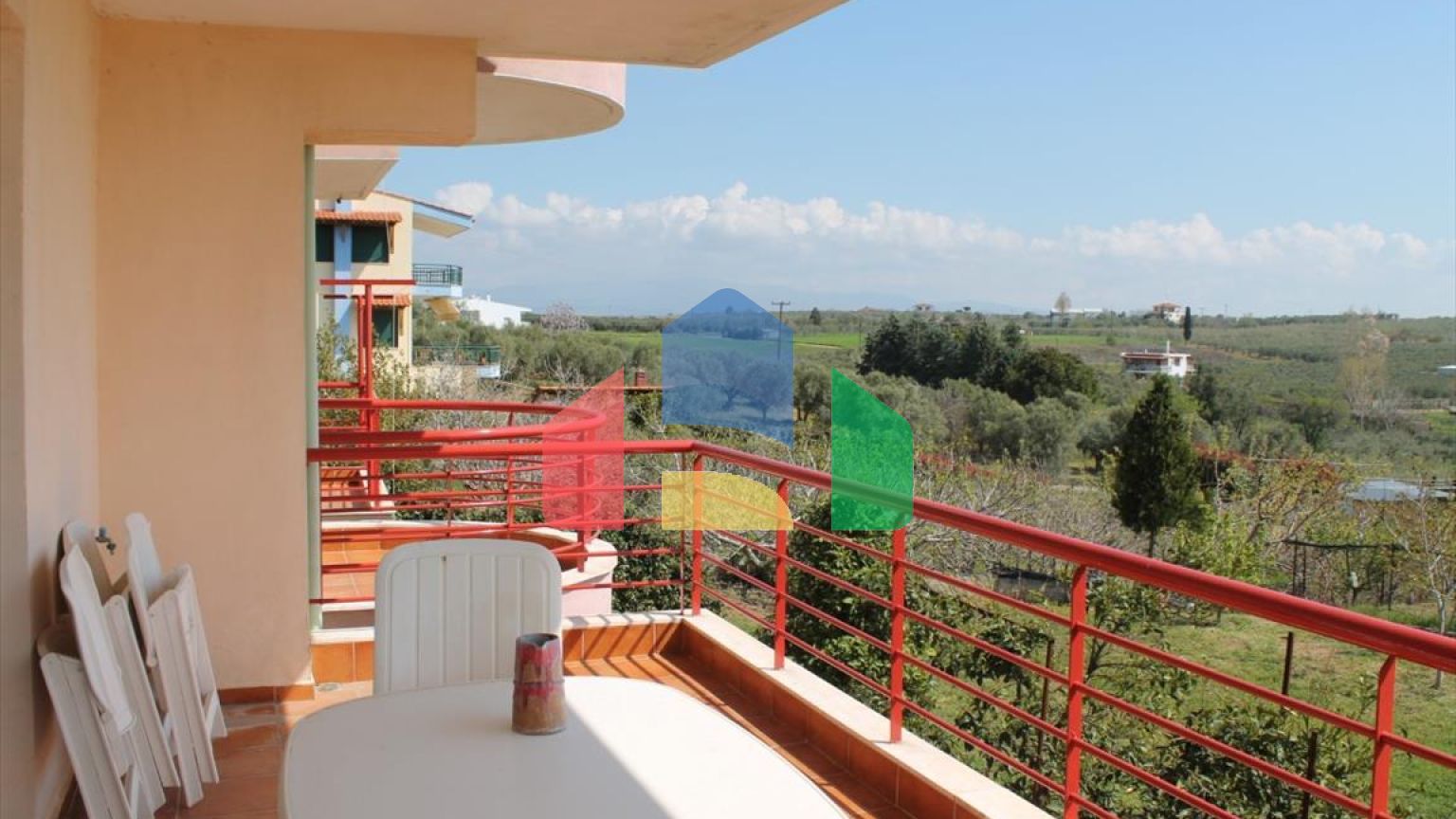 Продаж - Котедж 315 m² в Халкидіках