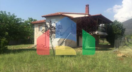 Продаж - Котедж 180 m² в Халкидіках