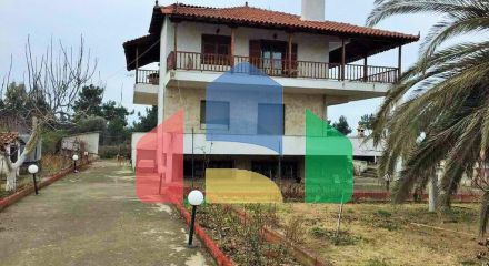 Продаж - Котедж 300 m² в Халкидіках