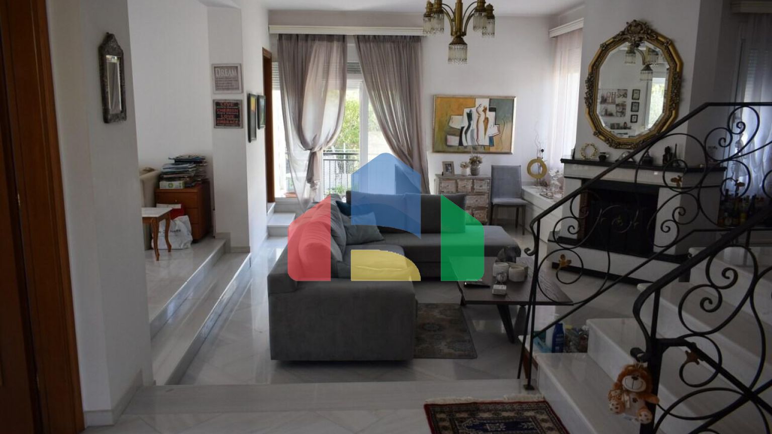 Продаж - Котедж 250 m² в Халкидіках