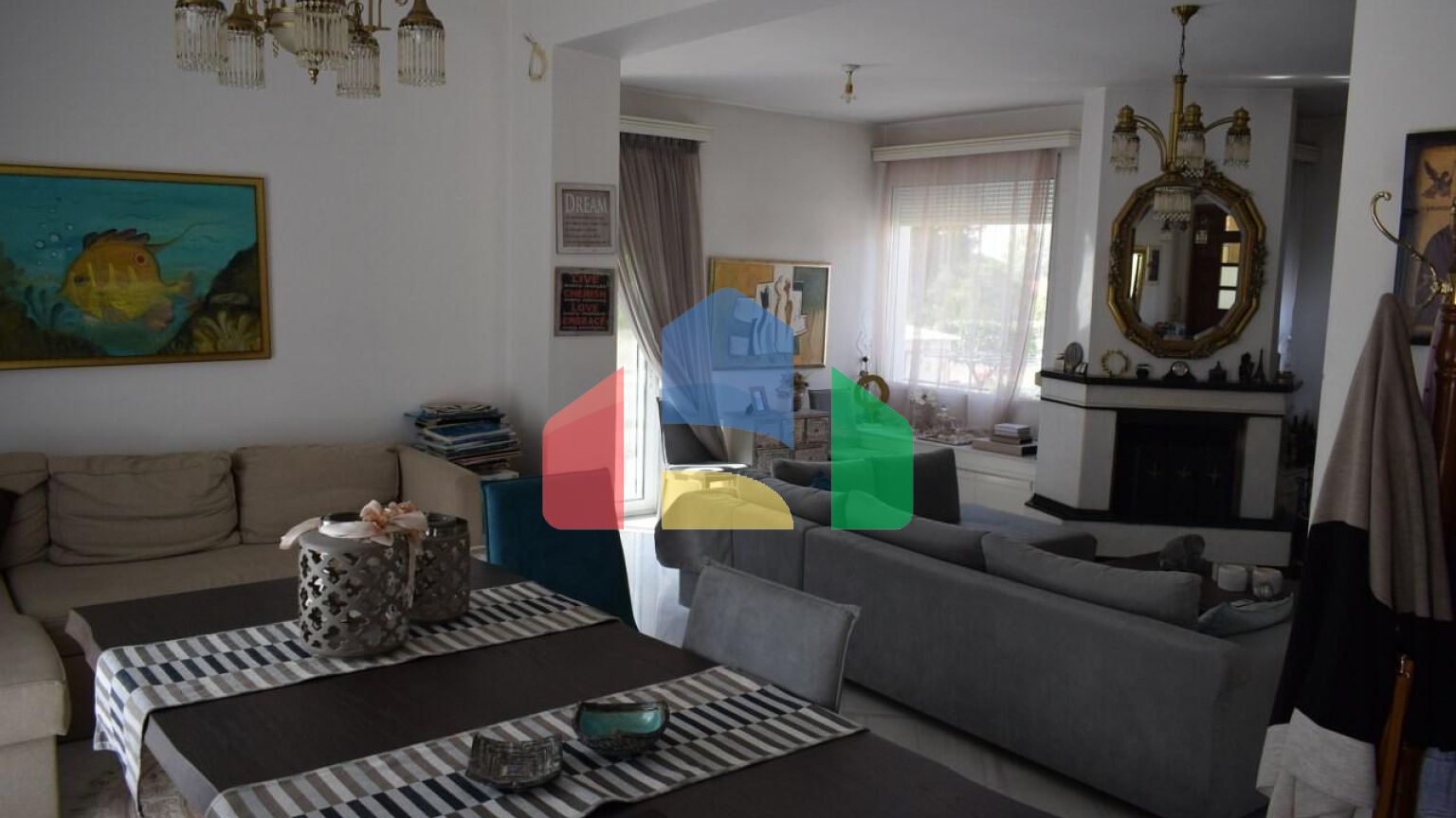 Продаж - Котедж 250 m² в Халкидіках