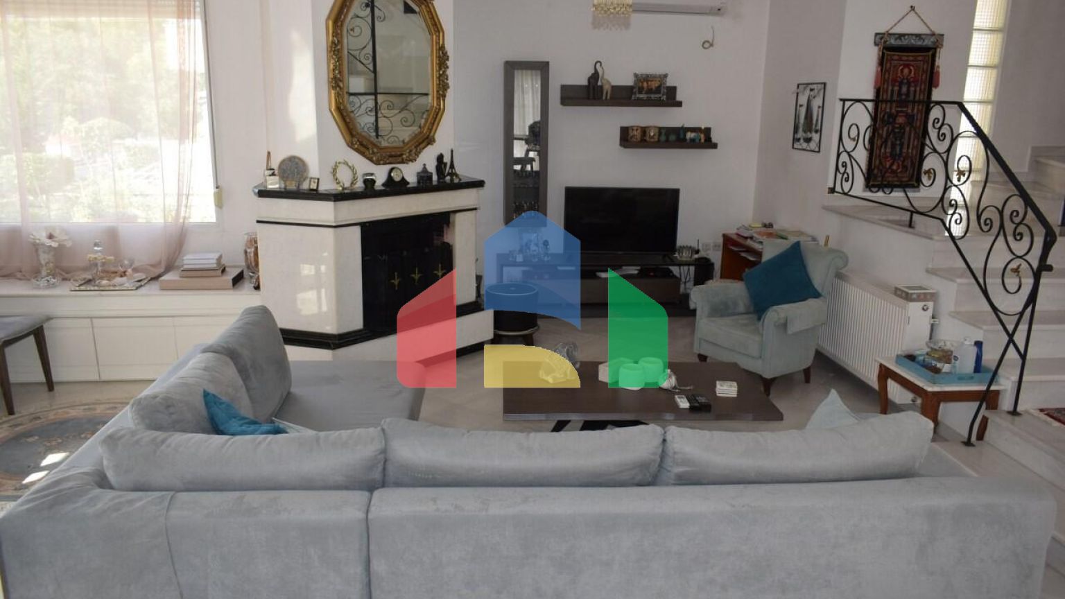 Продаж - Котедж 250 m² в Халкидіках