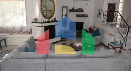 Продаж - Котедж 250 m² в Халкидіках Продаж - Котедж 250 m² в Халкидіках