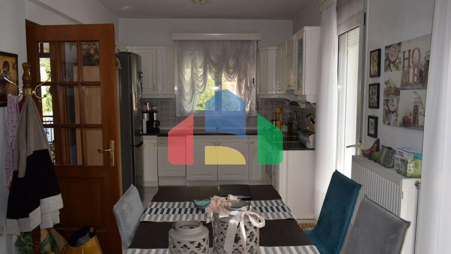 Продаж - Котедж 250 m² в Халкидіках