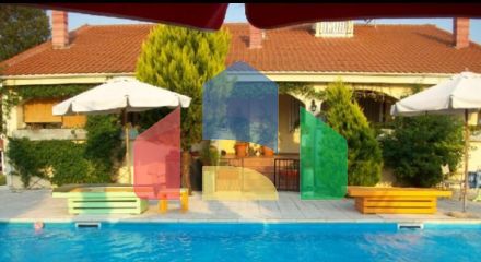 Продаж - Котедж 250 m² в Халкидіках