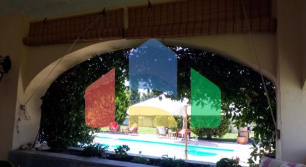 Продаж - Котедж 250 m² в Халкидіках