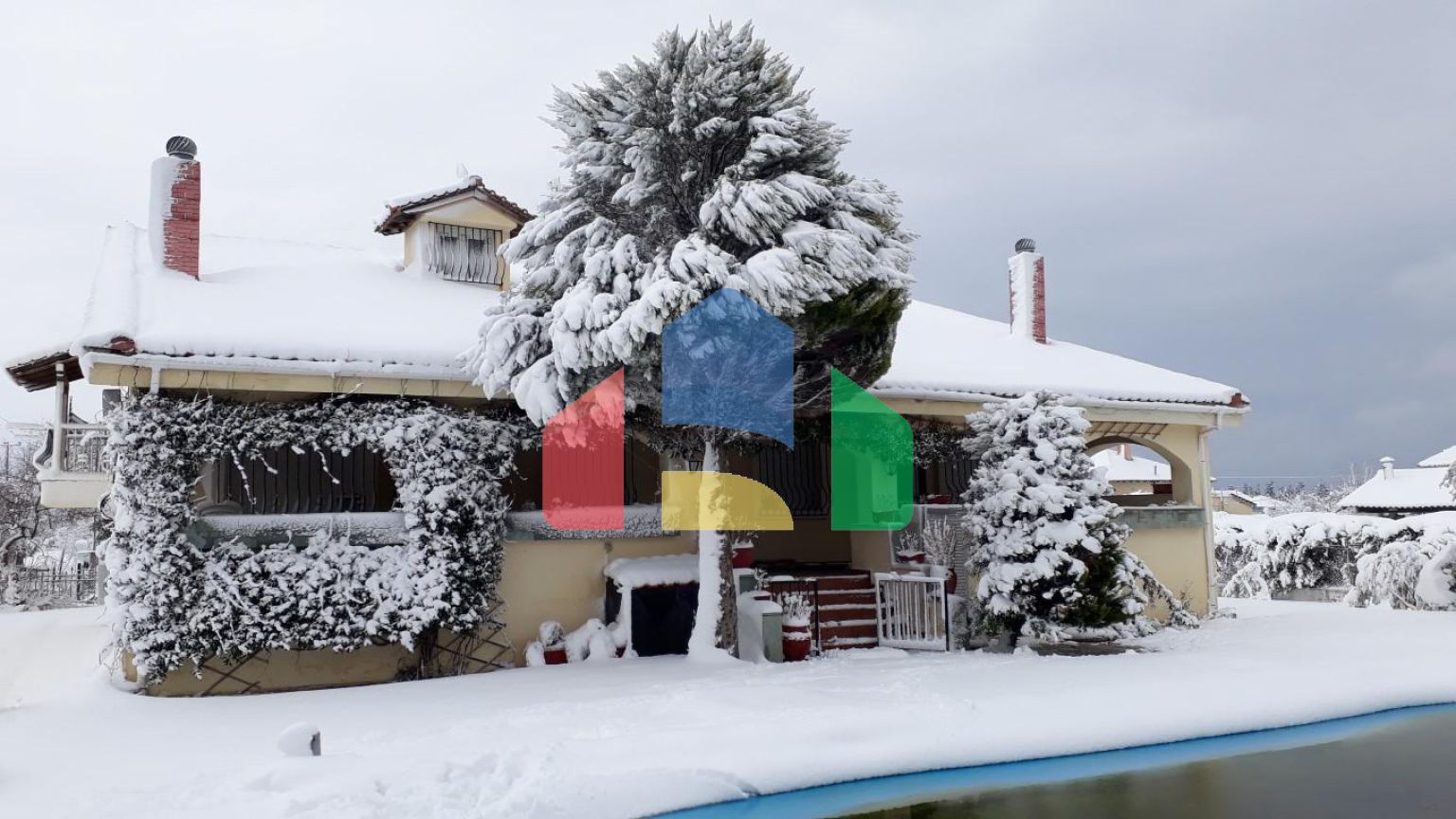 Продаж - Котедж 250 m² в Халкидіках