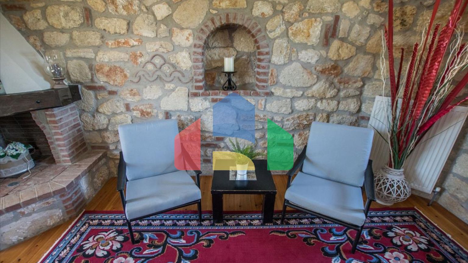 Продаж - Таунхаус 125 m² в Халкидіках