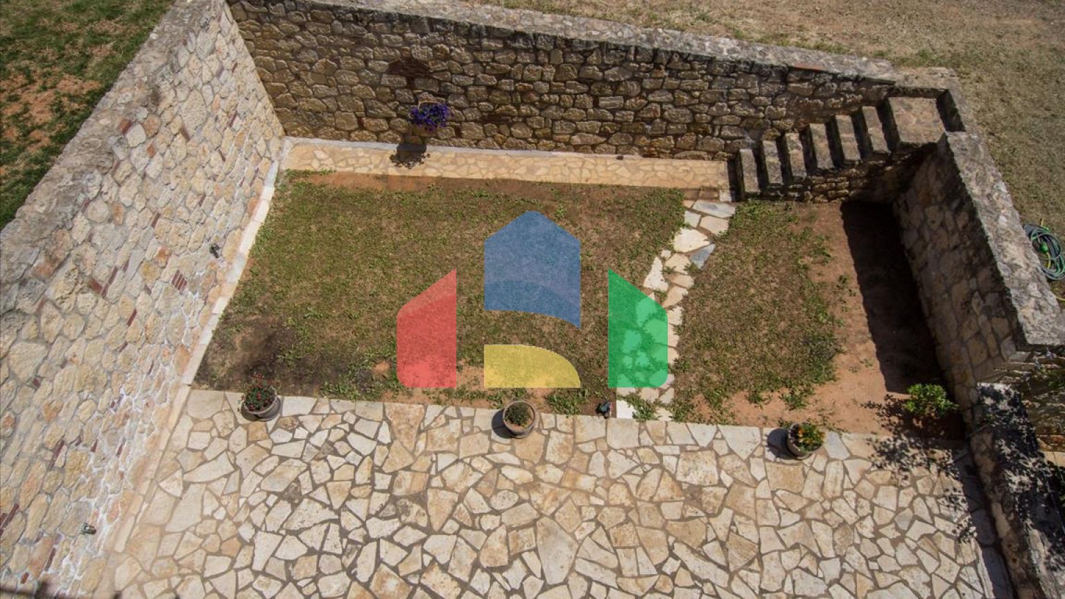 Продаж - Таунхаус 125 m² в Халкидіках