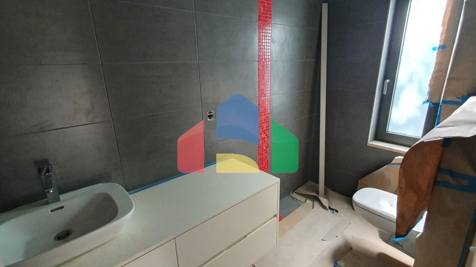 Продаж - Котедж 365 m² в Халкидіках