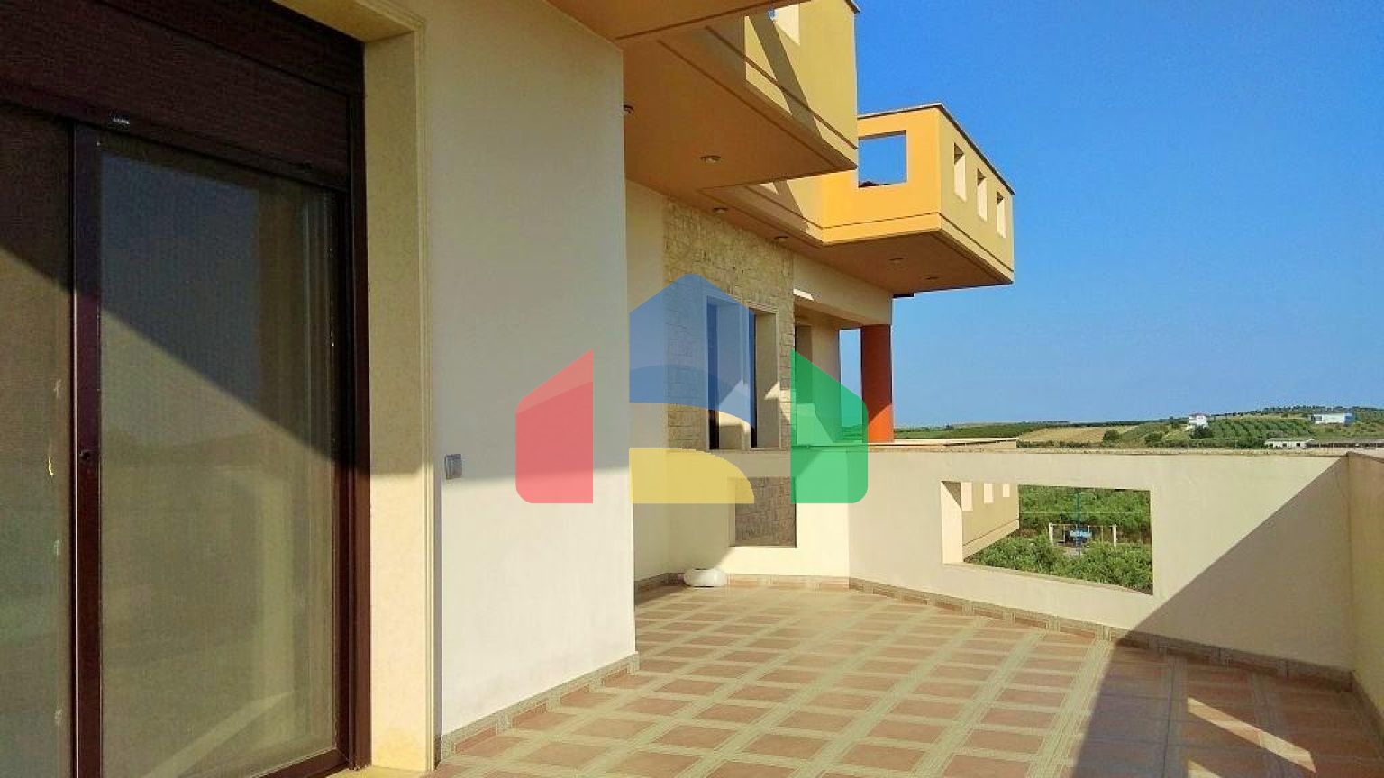 Продаж - Котедж 400 m² в Халкидіках