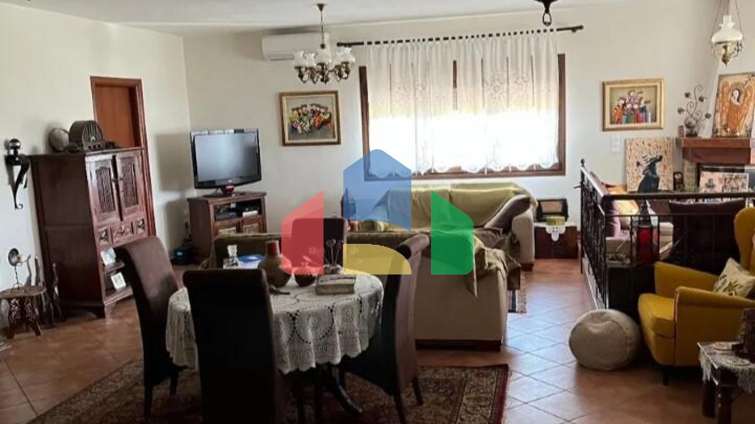 Продаж - Котедж 350 m² в Халкидіках