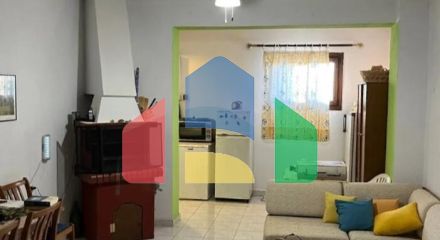 Продаж - Котедж 350 m² в Халкидіках