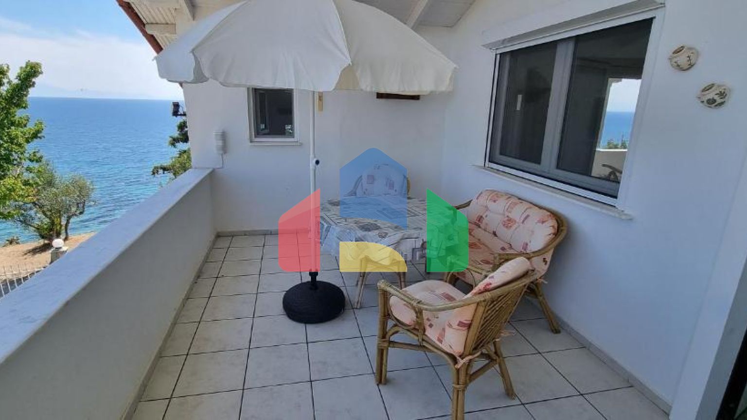 Продаж - Котедж 285 m² в Халкидіках