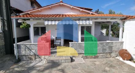 Продаж - Котедж 285 m² в Халкидіках