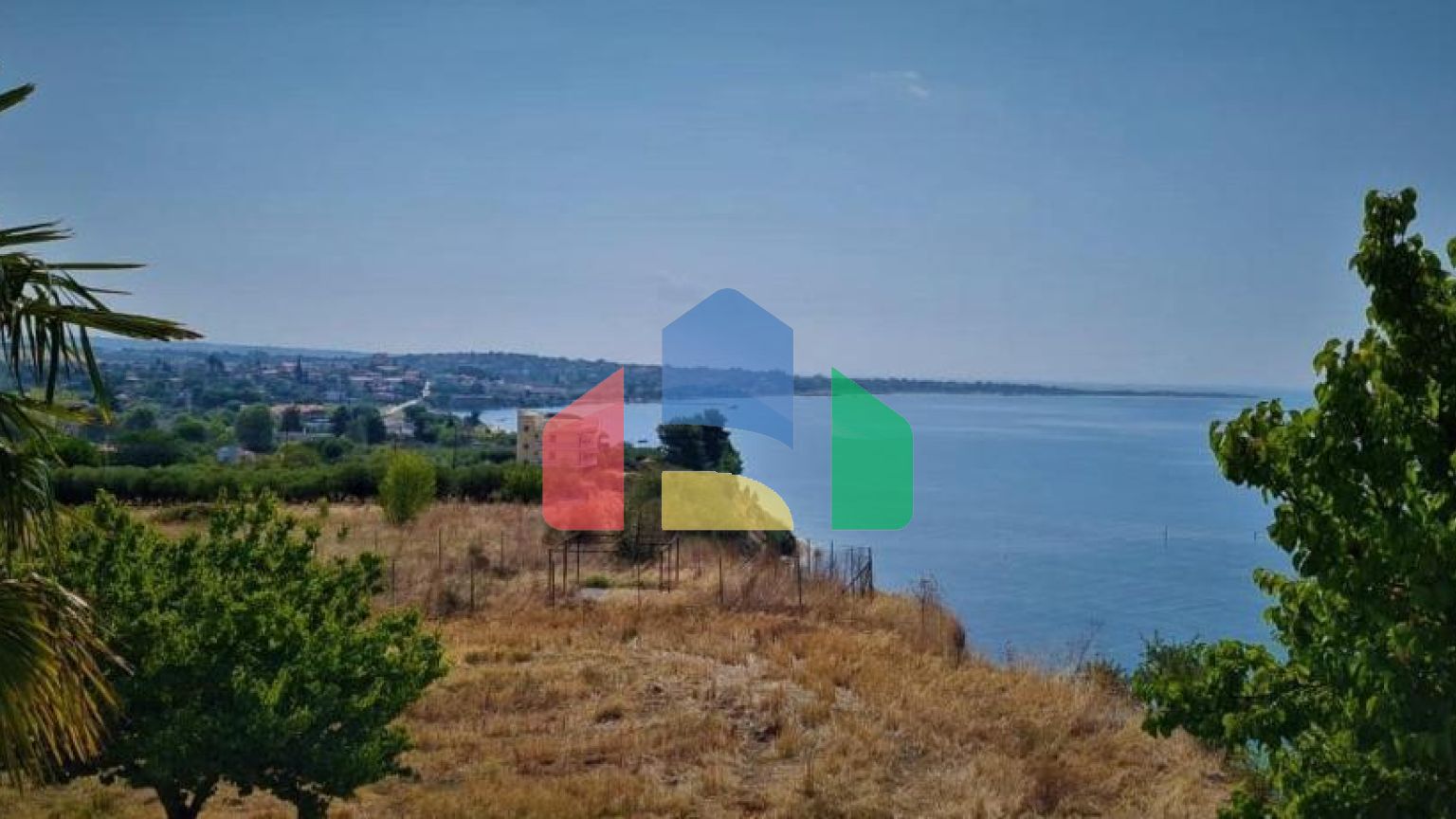 Продаж - Котедж 285 m² в Халкидіках