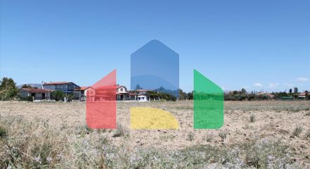 Продаж - Земельна ділянка в Халкидіках