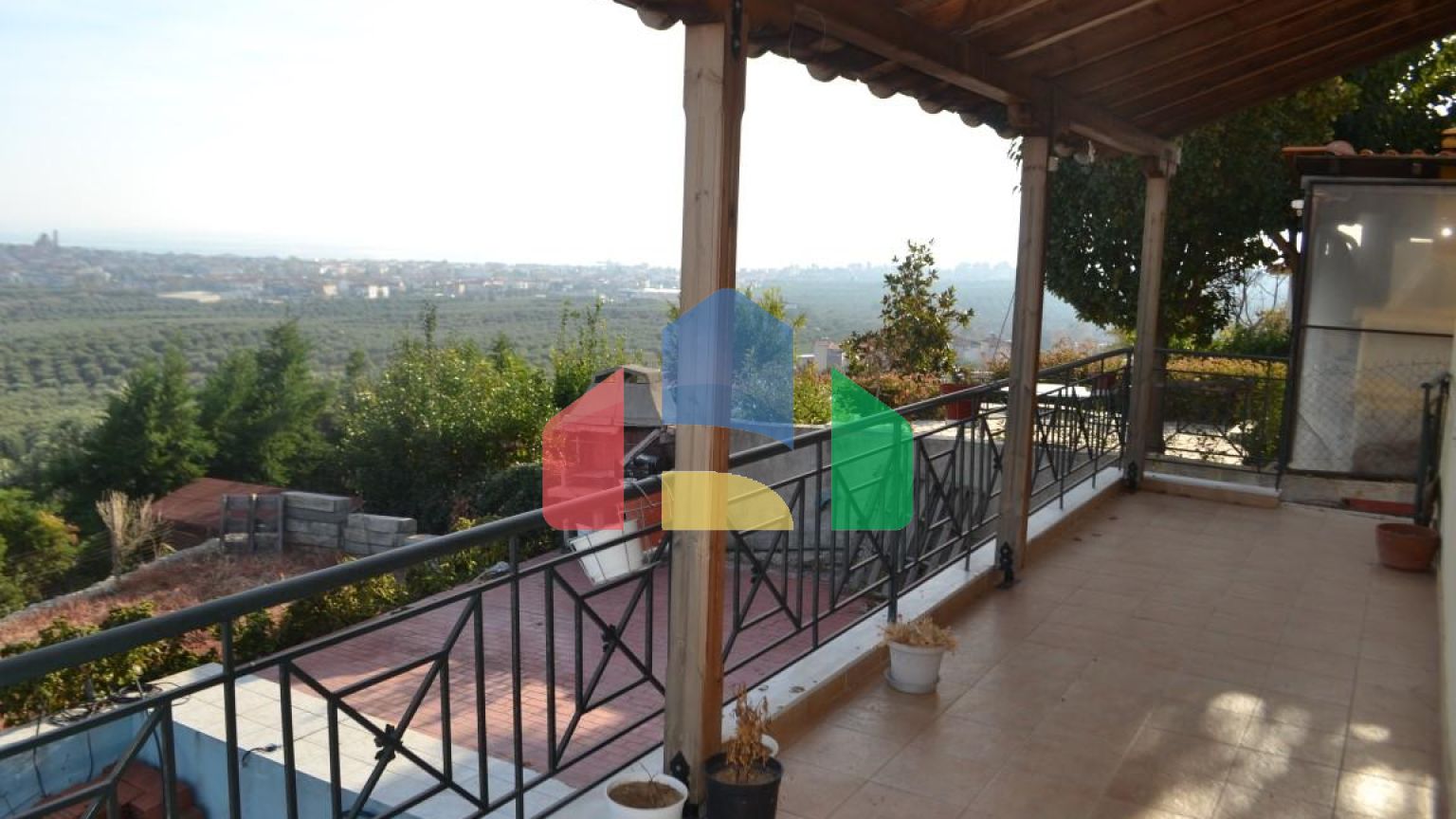 Продаж - Котедж 270 m² в Халкидіках